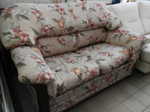 Divano 145 x 90 cm. (con letto da 90 cm.) - € 149.90